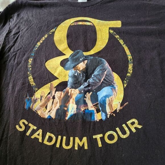 Hanes Garth Brooks Stadium Tour Black Tshirt With 2 Sided Graphics Size Large - Picture 2 of 6